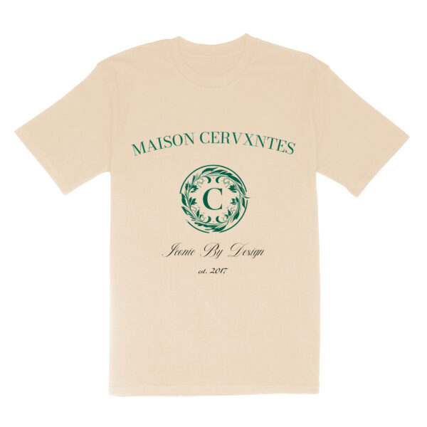 Camiseta crema MAISON CERVXNTES con logotipo verde